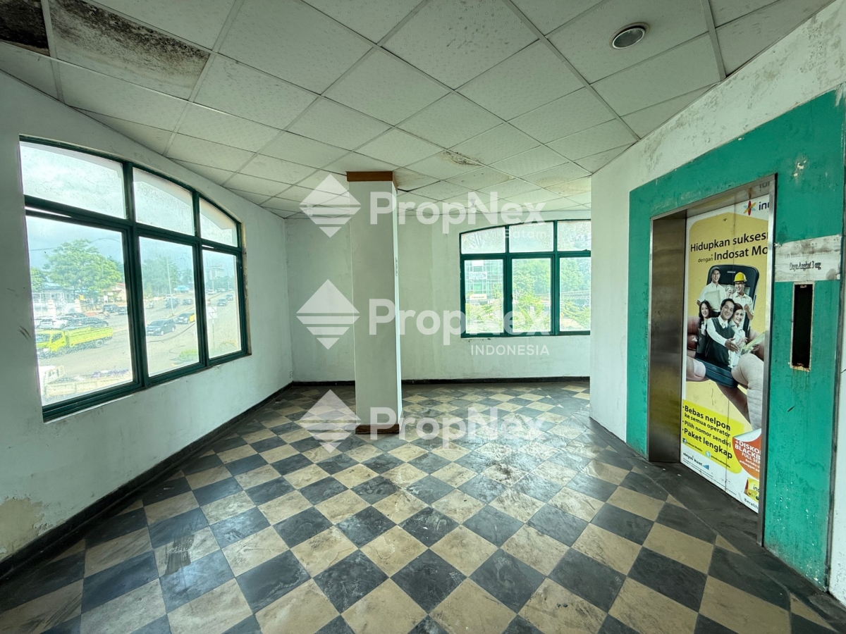 Dijual Gedung Komersial Simpang Indosat Nagoya Batam — foto 5